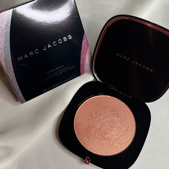Marc Jacobs Omega Glaze Allover Foil Luminizer Highlighter - Picture 1 of 5